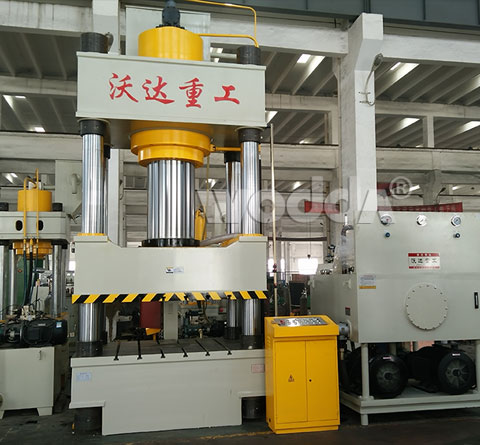 800t四柱(zhu)液壓機(ji)