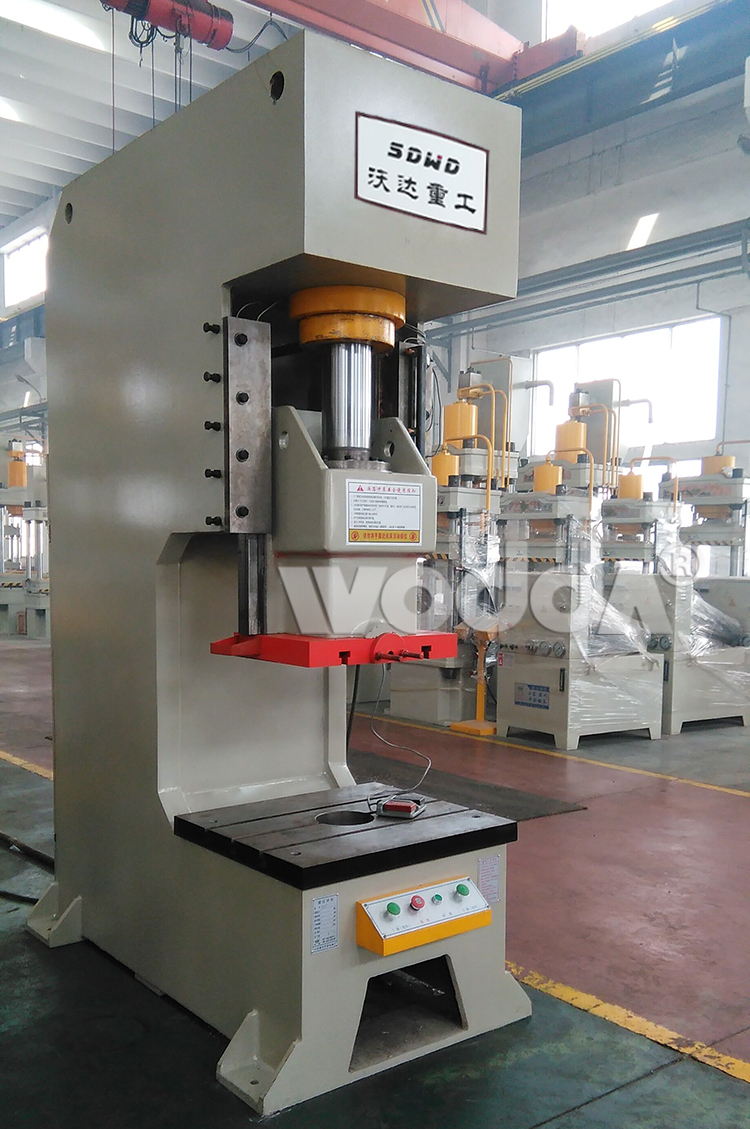 滑塊(kuai)導軌沖床(chuang)