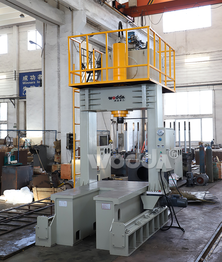 框架式(shi)龍門液壓(ya)機