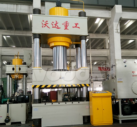 500噸三梁四(si)柱液壓機(ji)