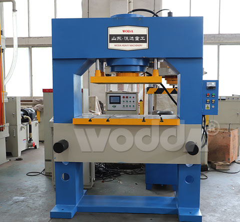 大噸(dun)位龍門液(ye)壓機