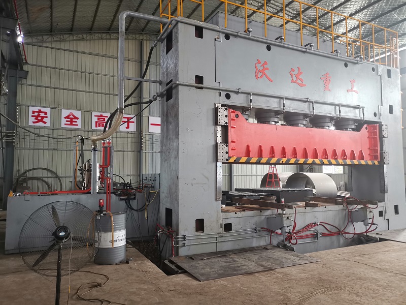 框架式(shi)液壓機(ji)