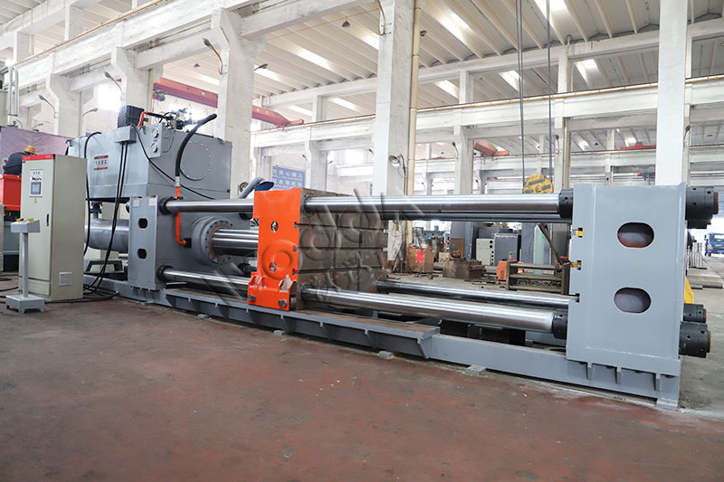 卧(wo)式四柱(zhu)液壓機(ji)