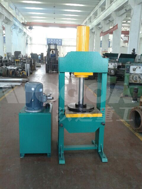 小型(xing)液壓(ya)機 小(xiao)型液(ye)壓機(ji)