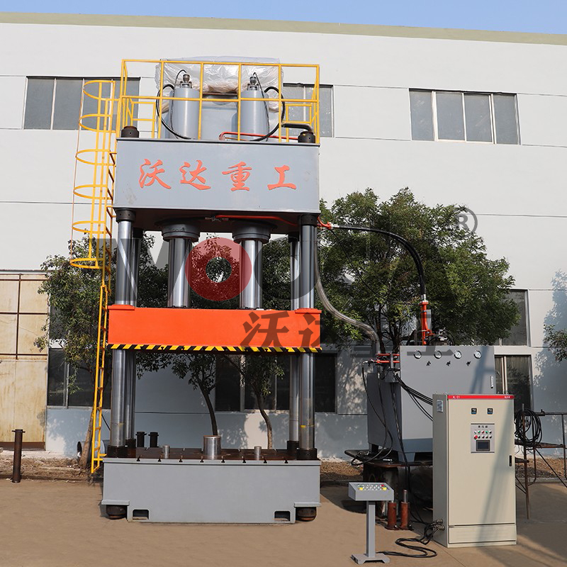 四柱油壓(ya)機