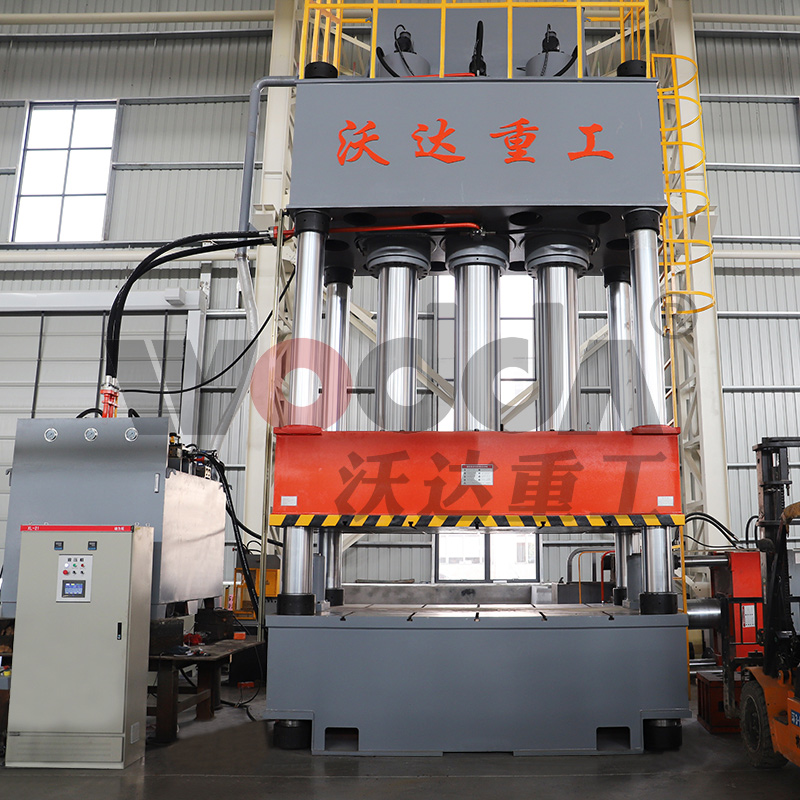 如(ru)何選擇(ze)一台1000噸(dun)液壓機(ji)? 如何選(xuan)擇一台(tai)1000噸液壓(ya)機?