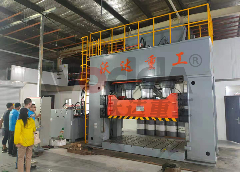 1000框(kuang)架式(shi)拉伸(shen)液壓(ya)機