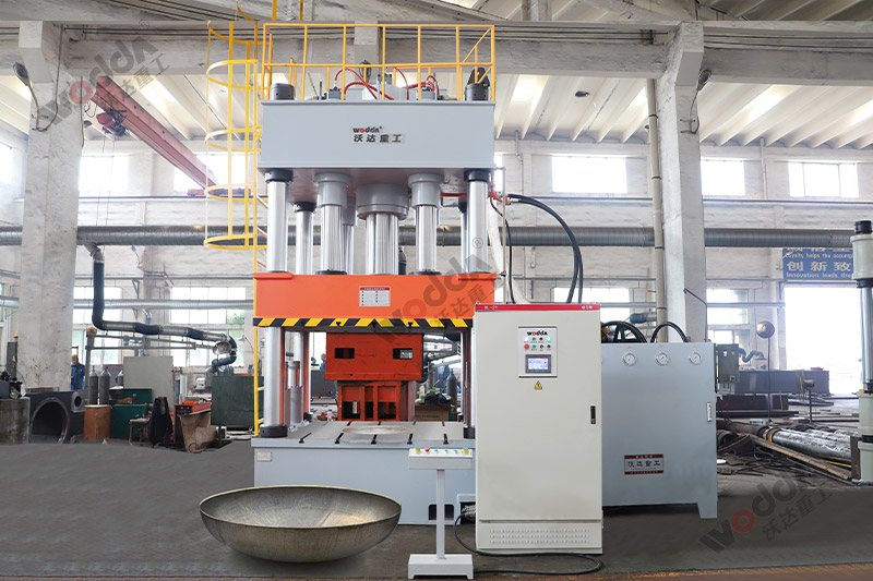 快速(su)封頭(tou)液壓(ya)機_1000噸(dun)封頭(tou)拉伸(shen)機 快(kuai)速封(feng)頭液(ye)壓機(ji)_1000噸封(feng)頭拉(la)伸機(ji)