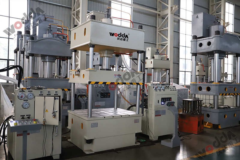 100噸薄闆(pan)拉伸液壓(ya)機 100噸薄闆(pan)拉伸液壓(ya)機