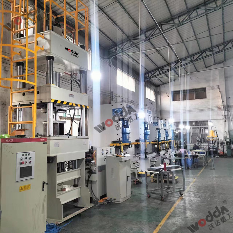 500T液壓拉伸(shen)機