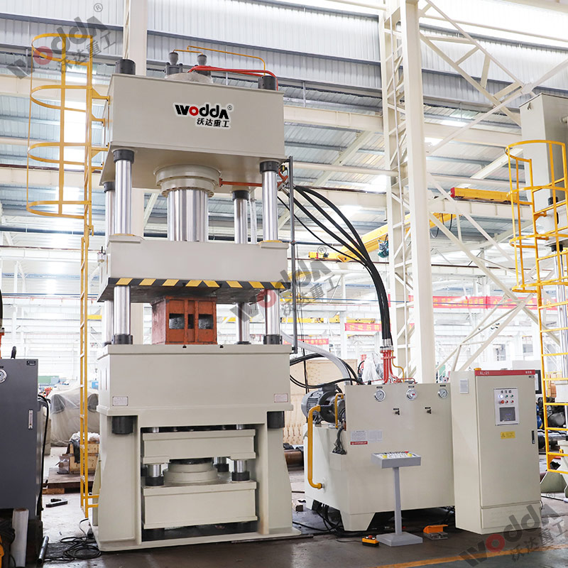 500噸(dun)四柱拉伸(shen)液壓機