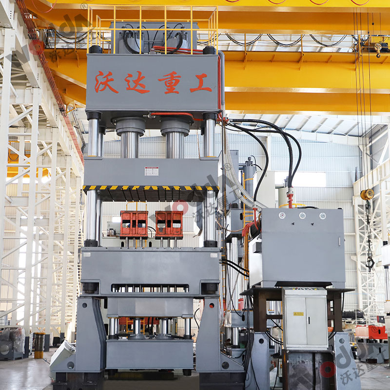 多頂杆(gan)帶液壓(ya)墊拉伸(shen)液壓機(ji)生産廠(chang)家