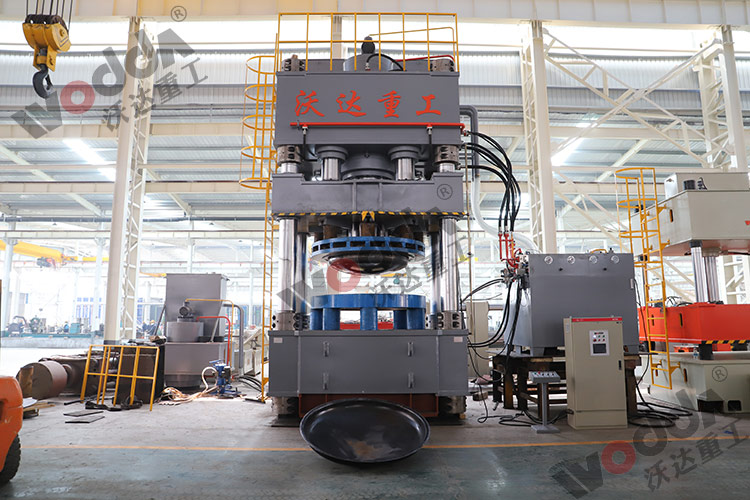 封頭(tou)液壓(ya)機 封(feng)頭液(ye)壓機(ji)