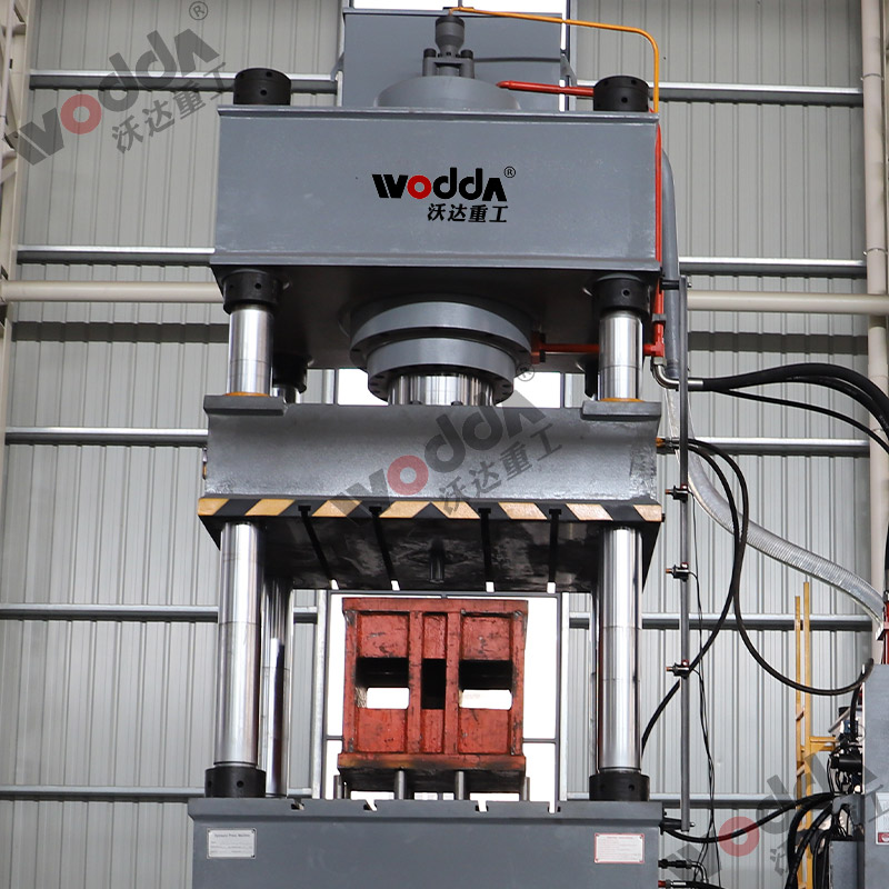 不鏽(xiu)鋼水槽(cao)拉伸液(ye)壓機