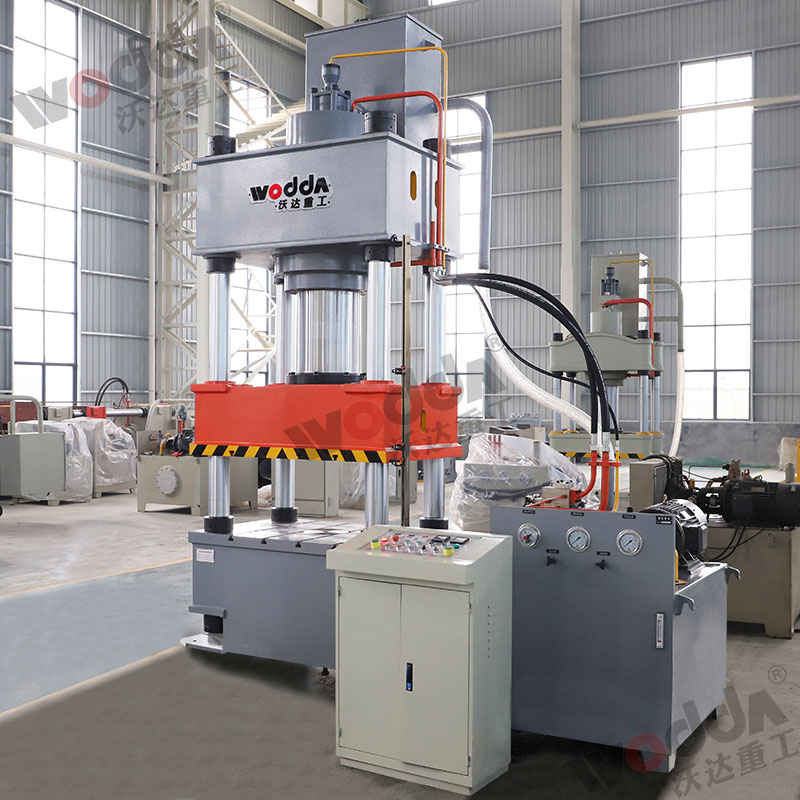 400噸金屬(shu)成型油壓(ya)機_四柱拉(la)伸液壓機(ji)