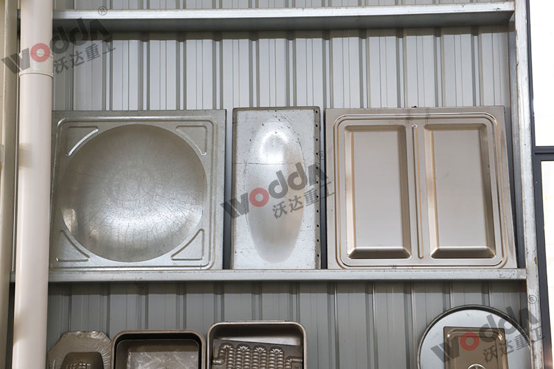 不鏽鋼(gang)水箱闆成(cheng)品