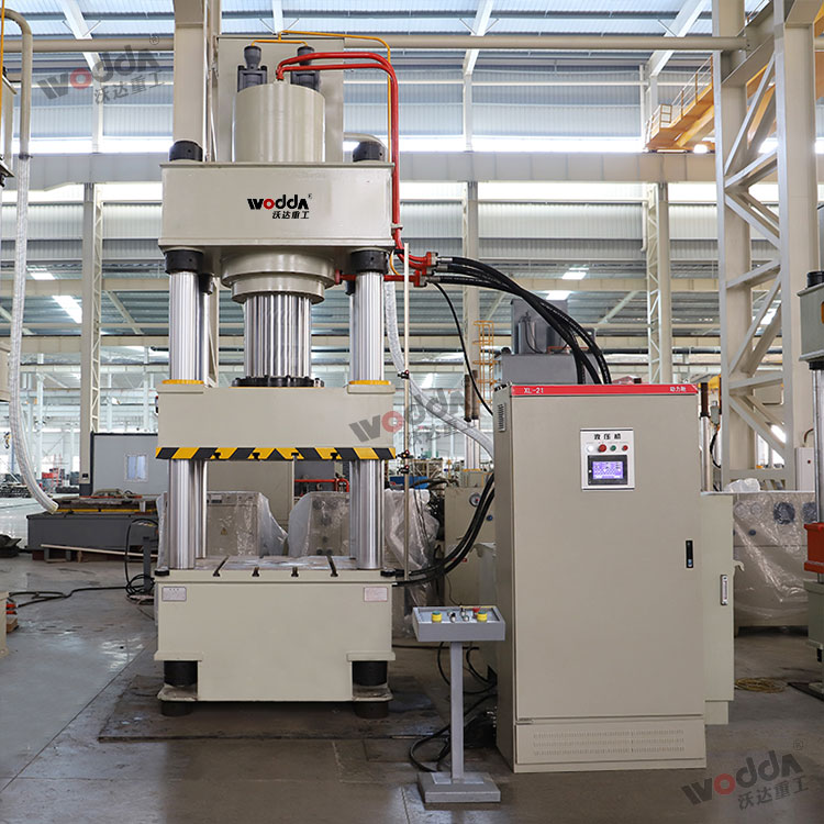 500噸(dun)快速拉伸(shen)機