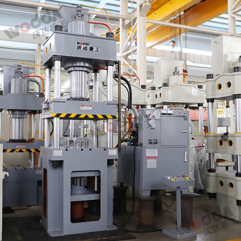 200噸拉伸液(ye)壓機