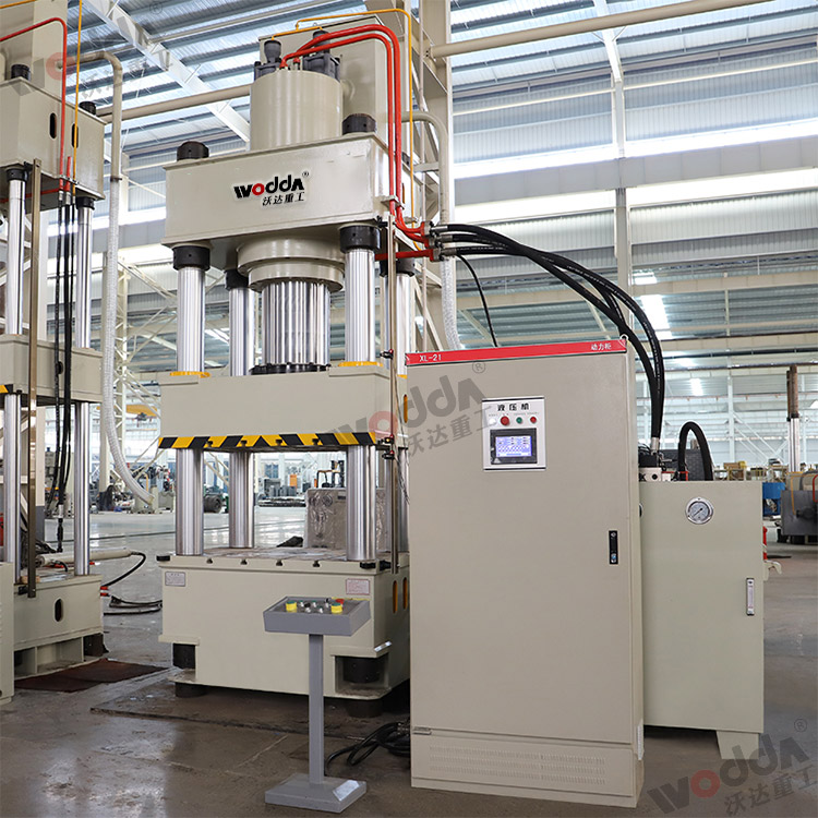 500噸(dun)四柱(zhu)拉伸(shen)液壓(ya)機