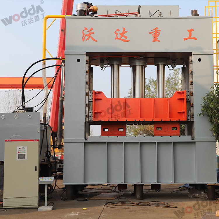 1000噸框架液(ye)壓機