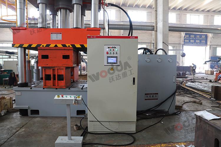 封(feng)頭液壓機(ji) 封頭液壓(ya)機