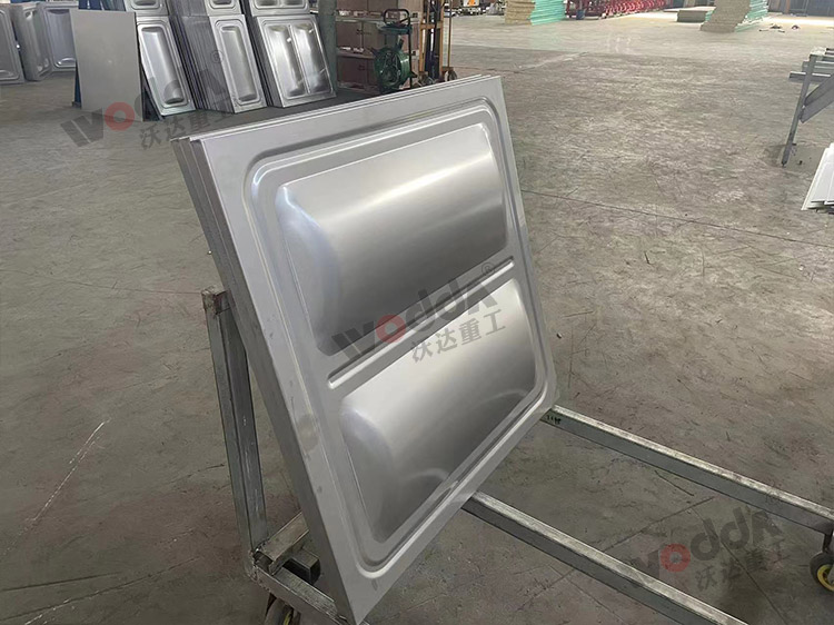 巧(qiao)克力水(shui)箱闆