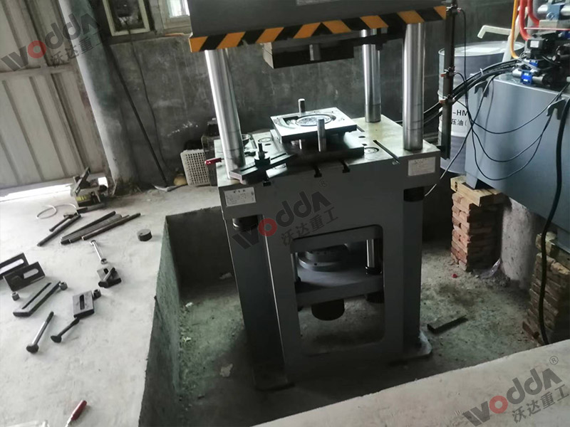 不(bu)鏽鋼離心(xin)風機模具(ju)