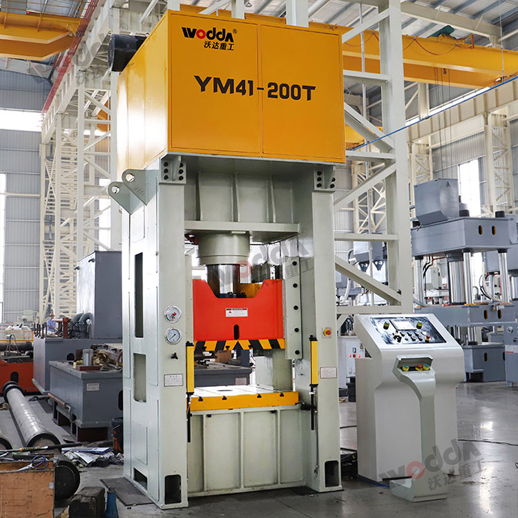 200噸(dun)框架(jia)式液(ye)壓機(ji)(圖1) 200噸(dun)框架(jia)式液(ye)壓機(ji)(圖1)