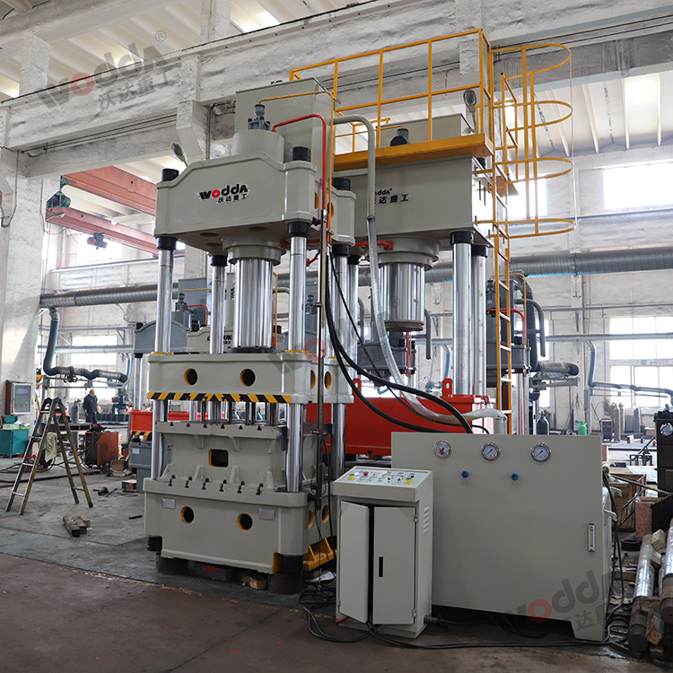 315噸(dun)拉伸液(ye)壓機（上(shang)置液壓(ya)墊1）