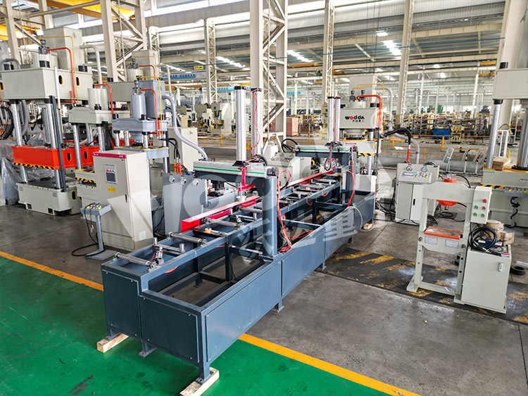 250噸錨(mao)杆托盤生(sheng)産線(圖2) 250噸(dun)錨杆托盤(pan)生産線(圖(tu)2)