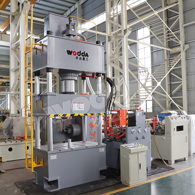 200噸下頂(ding)缸式拉(la)伸機