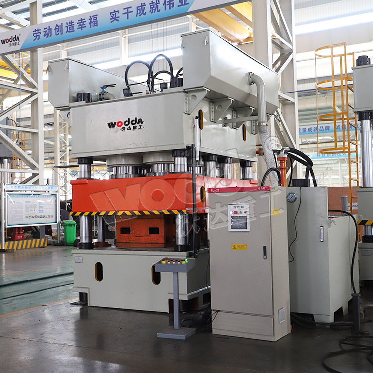 3000噸液(ye)壓機(ji)