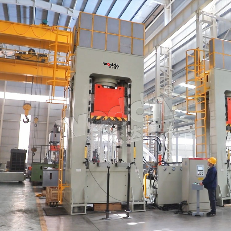 630噸(dun)框架液(ye)壓機車(che)間圖