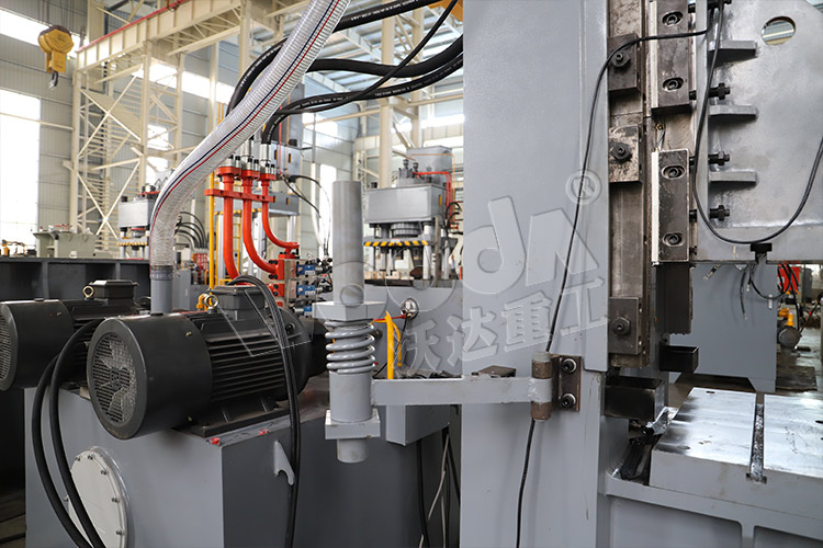 框架(jia)式液(ye)壓機(ji)電機(ji)