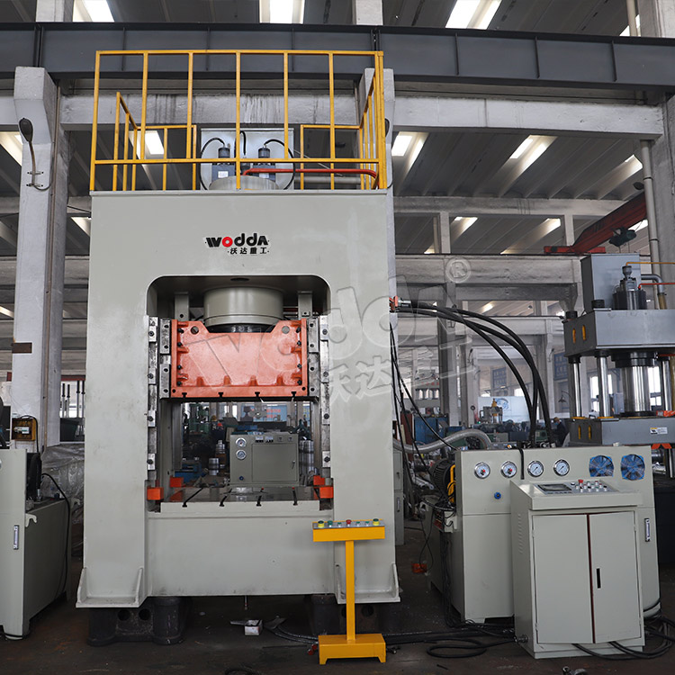 500噸框架(jia)式液壓機(ji) 500噸框架式(shi)液壓機