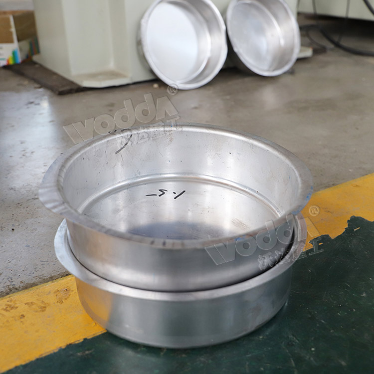 電機(ji)端蓋(gai)拉伸(shen)件