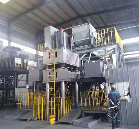 石(shi)墨坩埚(guo)液壓機(ji)