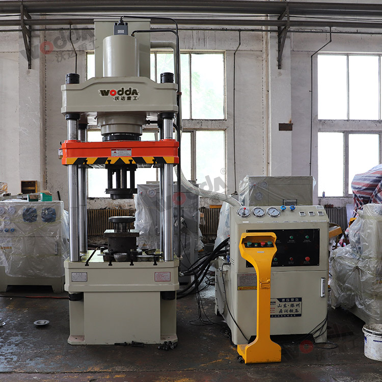 200噸金屬托(tuo)盤拉伸液(ye)壓機