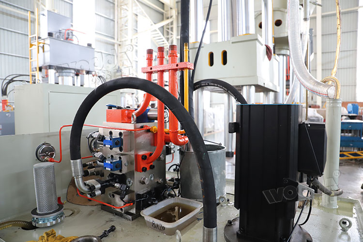 伺服電(dian)機(插裝閥(fa)) 伺服電機(ji)(插裝閥)