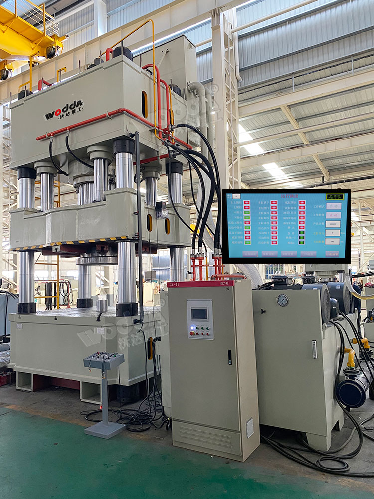 1750噸封頭(tou)液壓機(ji) 1750噸封頭(tou)液壓機(ji)