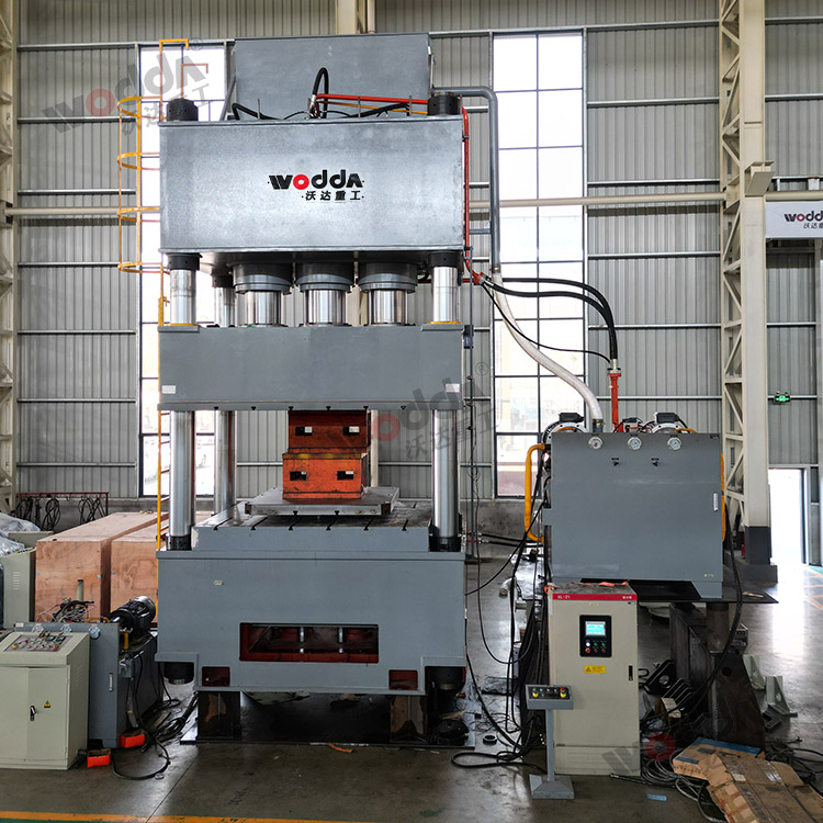 1500噸(dun)四柱(zhu)拉伸(shen)液壓(ya)機 1500噸(dun)四柱(zhu)拉伸(shen)液壓(ya)機