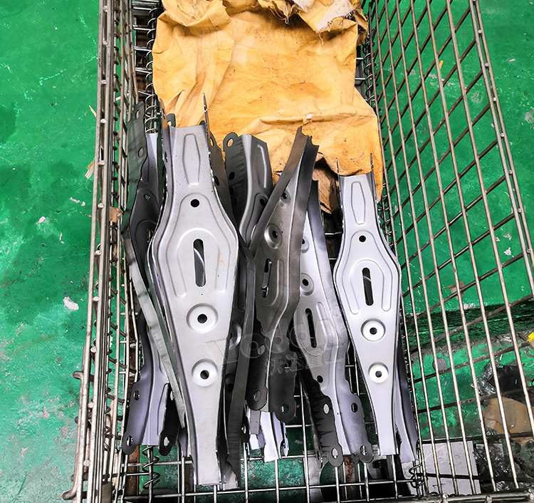 金屬(shu)薄闆拉伸(shen)件