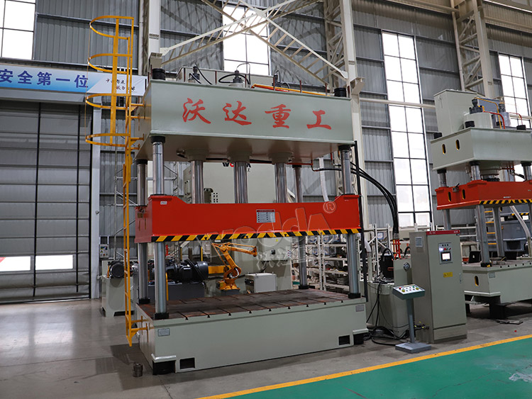 315噸汽車(che)内飾件成(cheng)型液壓機(ji)