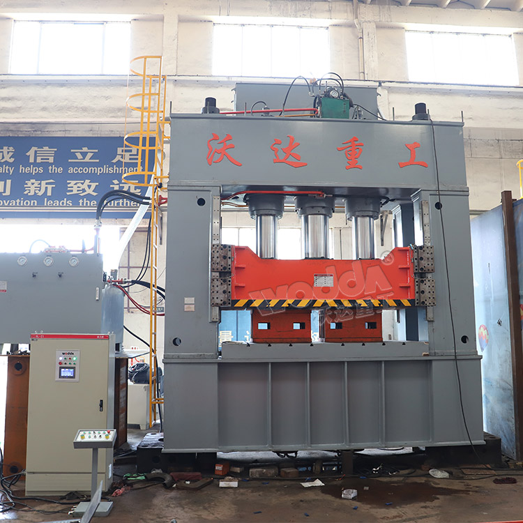 1000噸(dun)框架(jia)式薄(bao)闆拉(la)伸液(ye)壓機(ji)