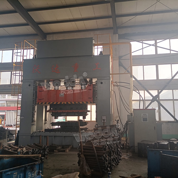 1000噸框(kuang)架式汽車(che)配件拉伸(shen)液壓機 1000噸(dun)框架式汽(qi)車配件拉(la)伸液壓機(ji)