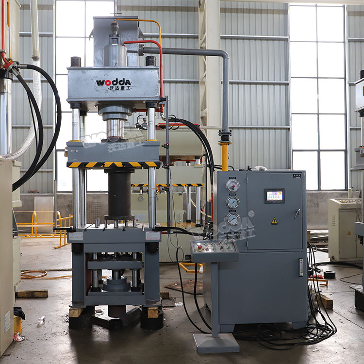 100噸液壓拉(la)伸機