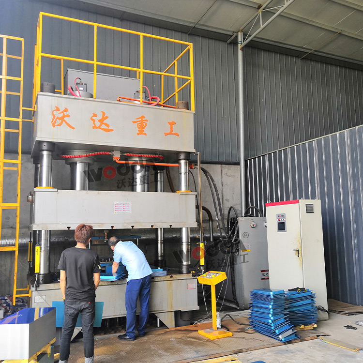 500噸(dun)不鏽(xiu)鋼托(tuo)盤拉(la)伸機(ji) 500噸不(bu)鏽鋼(gang)托盤(pan)拉伸(shen)機