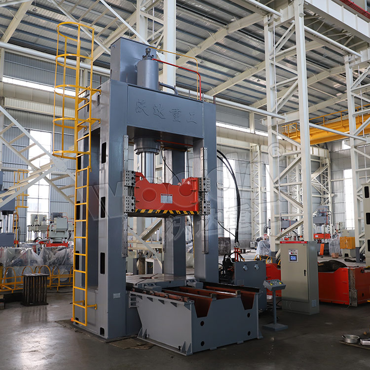 315噸(dun)框架式液(ye)壓機車間(jian)現貨