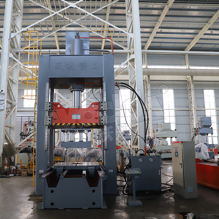 龍(long)門框架式(shi)電機轉子(zi)軸承壓裝(zhuang)液壓機