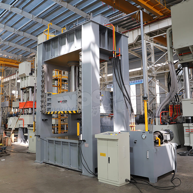 框架(jia)式汽車(che)钣金件(jian)液壓機(ji)